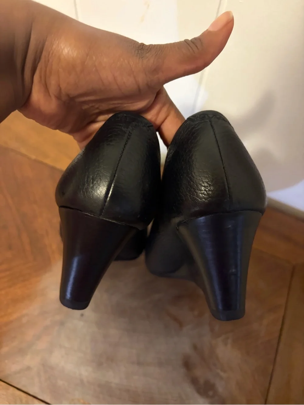 Tory Burch elegant black